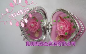 云南保鲜花礼品镜盒 融合奇花异果的艺术珍品